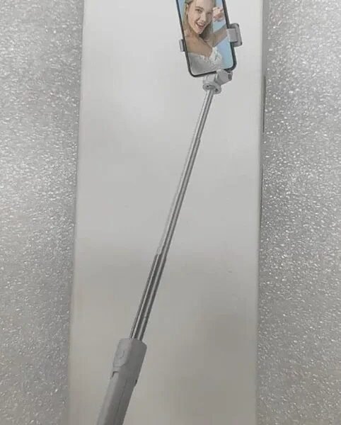 DK Mobile Accessories | Bluetooth Selfie Stick